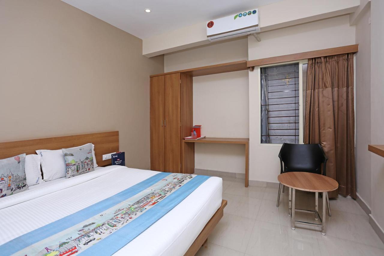 Oyo 6447 Samasth Rooms And Suites Mysore Exteriör bild