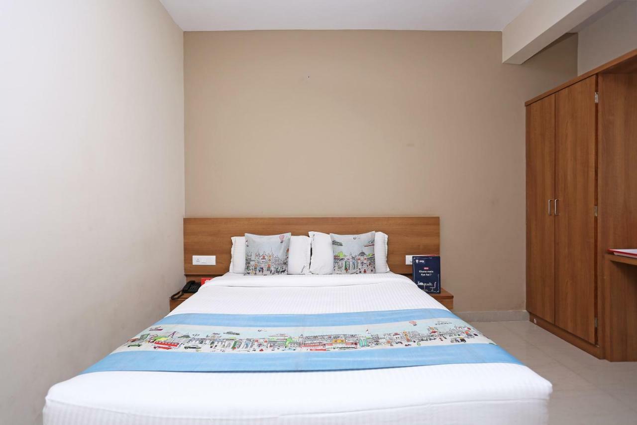Oyo 6447 Samasth Rooms And Suites Mysore Exteriör bild